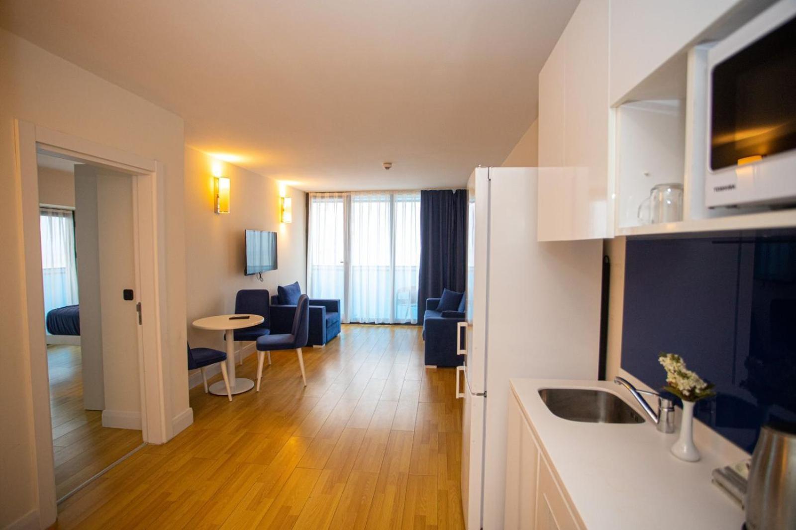 Suites Orbi City Aparthotel Batumi Exterior foto