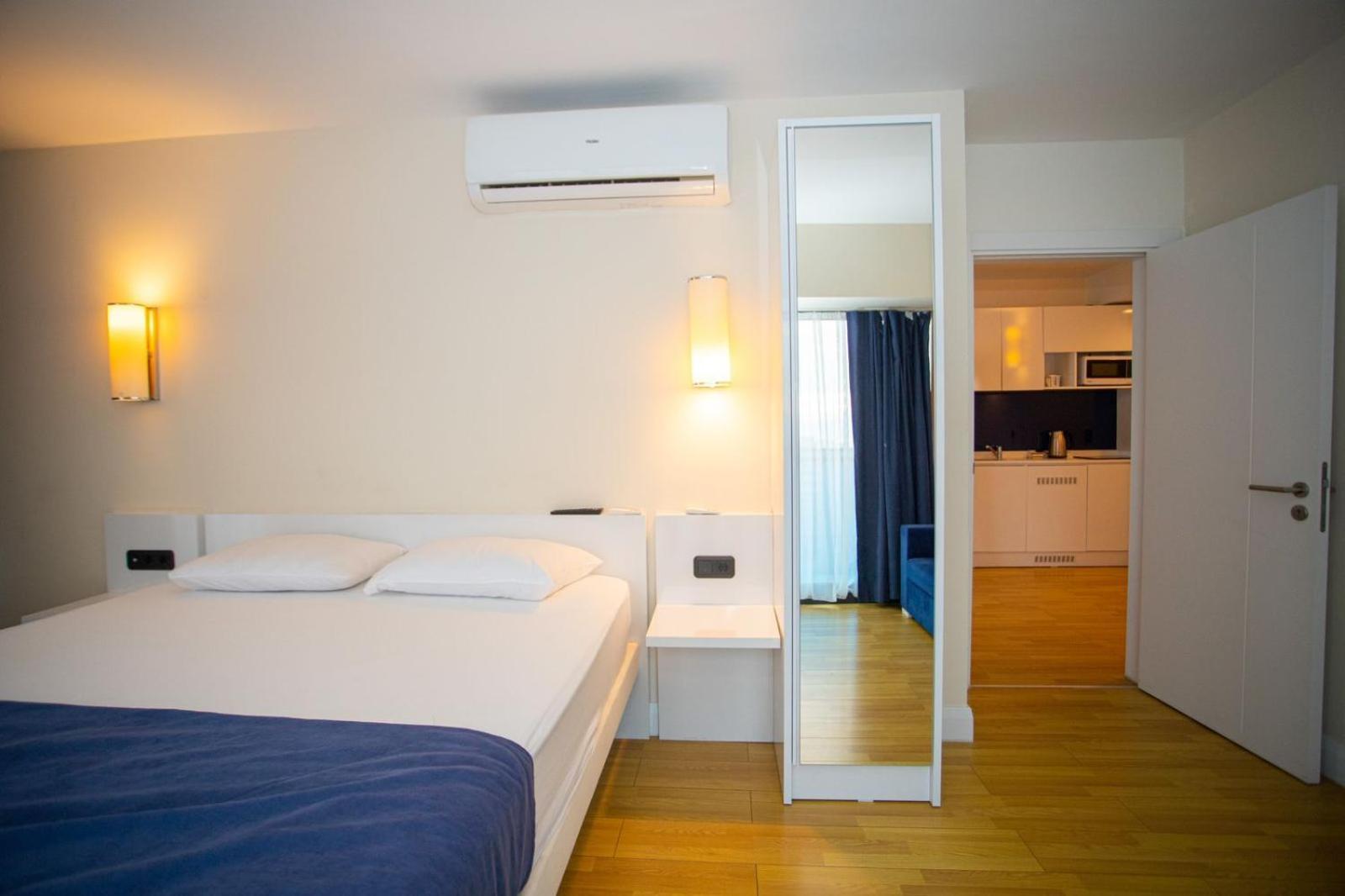 Suites Orbi City Aparthotel Batumi Exterior foto